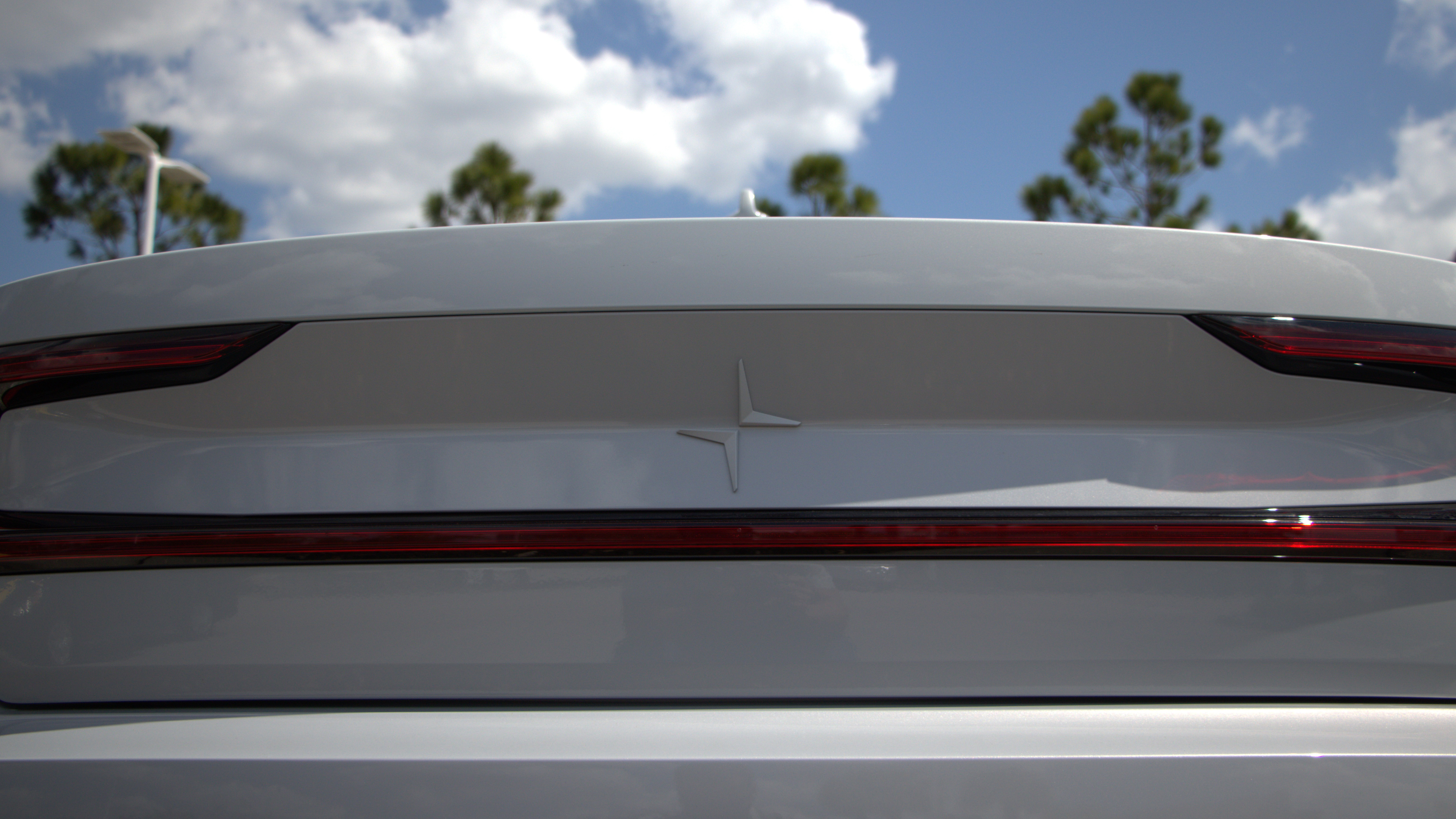 Rent a Polestar 2 | Hertz Electric Vehicles
